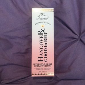 Too Faced Ultra-Replenishing Hydrating Serum